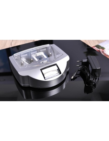 Genius Ideas Chargeur de batterie Universel LCD